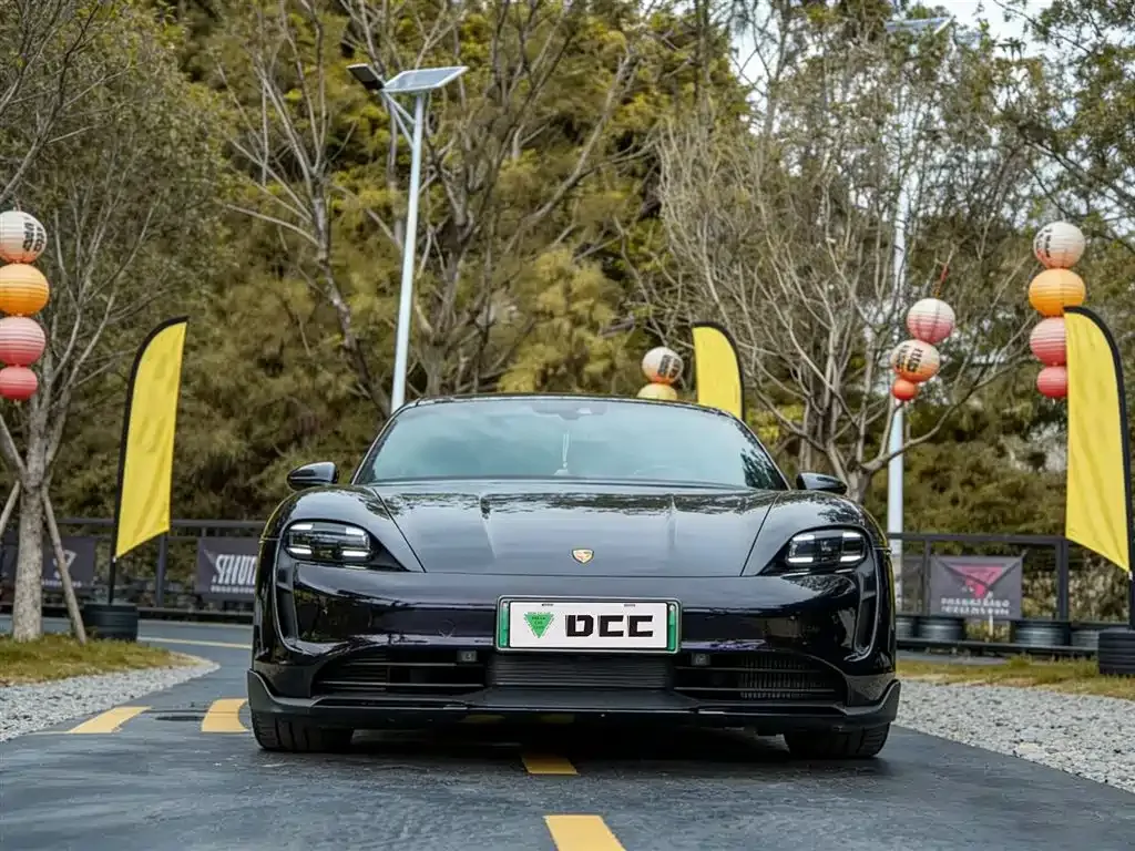 Porsche Taycan 2023 из CN, фото 1
