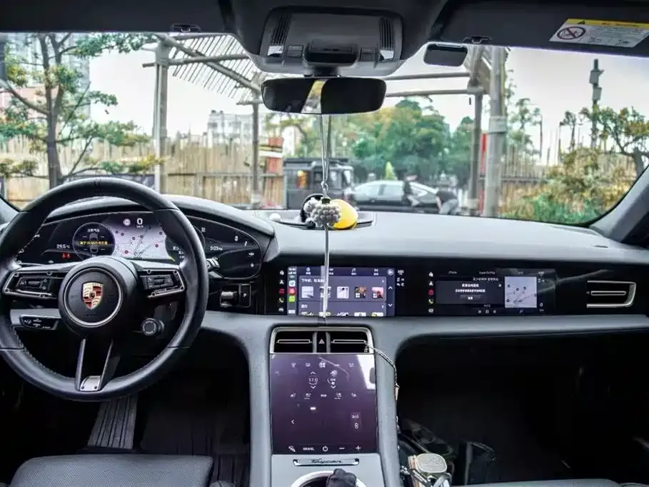 Porsche Taycan 2023 из CN, фото 3