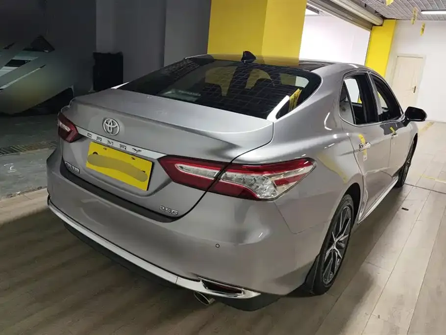 Toyota Camry 2023 из CN, фото 5