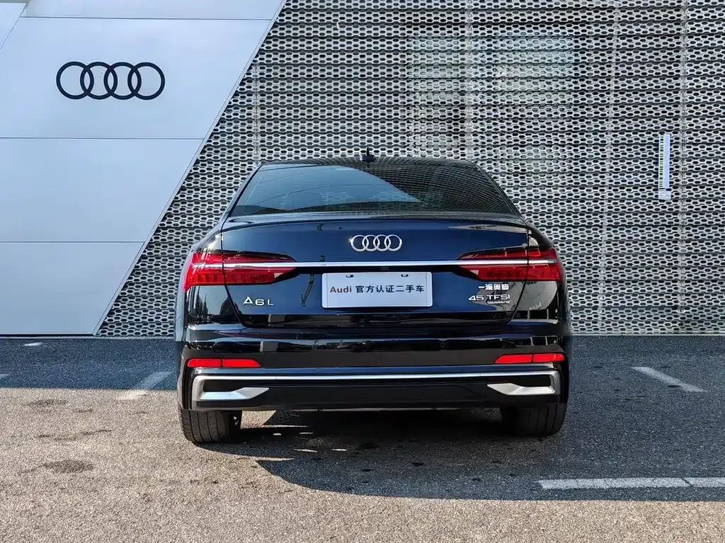Audi A6L — фото 5