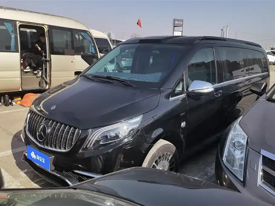 Mercedes-Benz Vito — фото 1