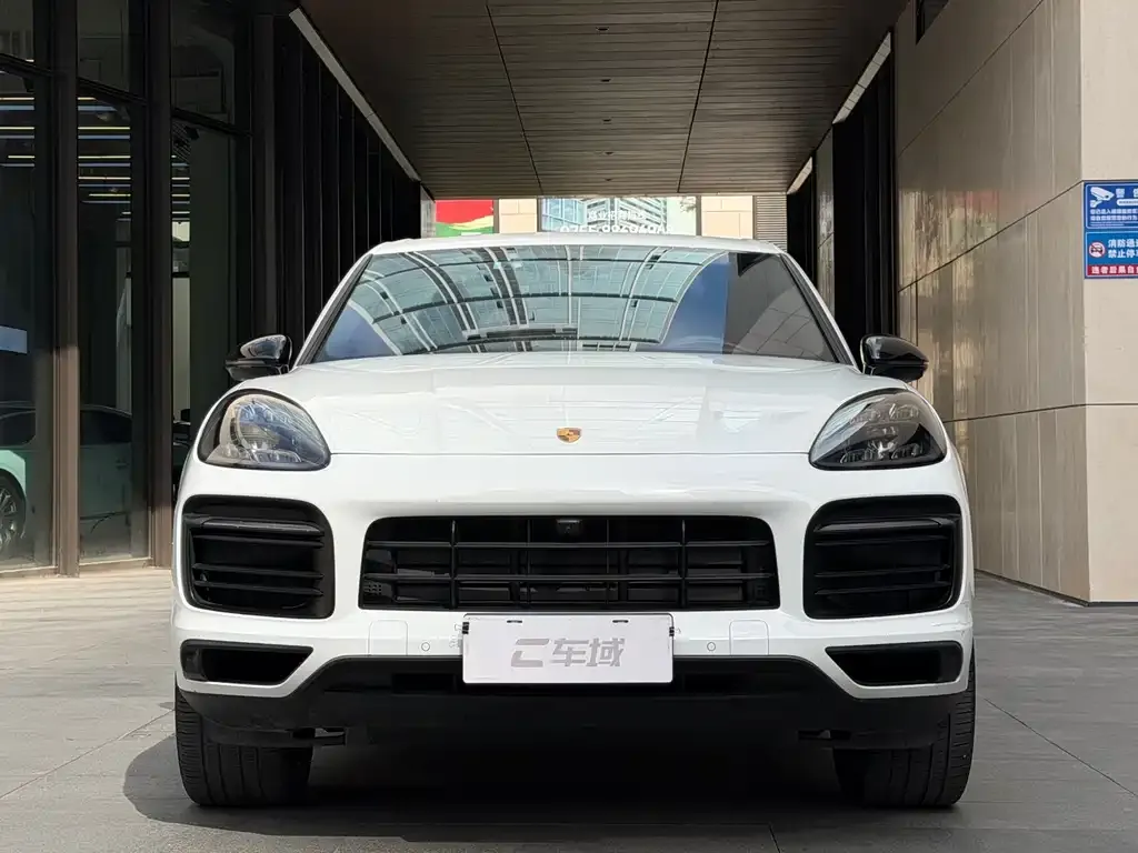 Porsche Cayenne — фото 9