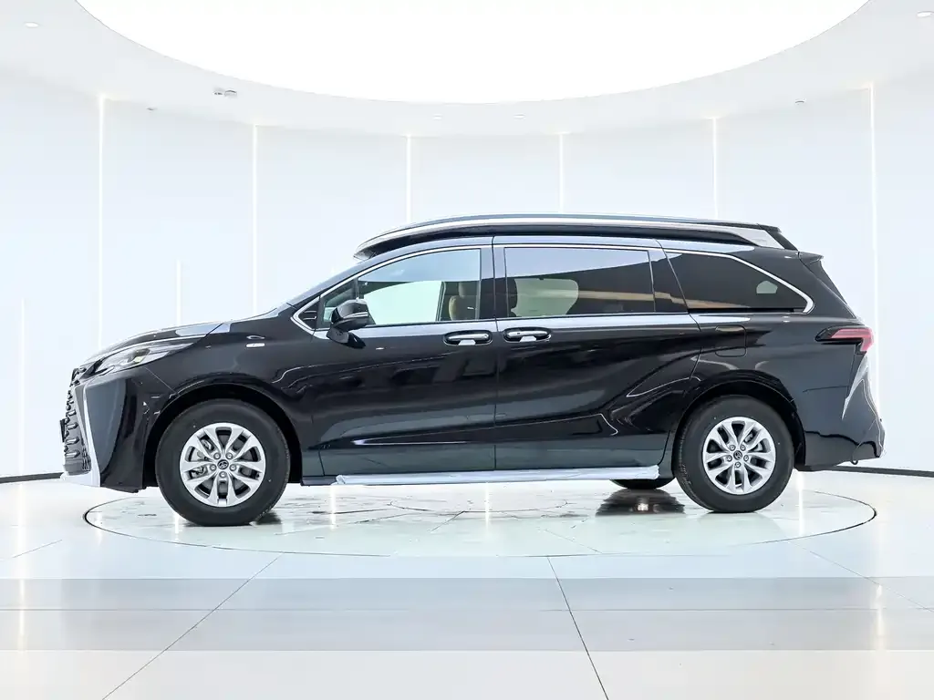 Toyota Granvia 2025 из CN, фото 4