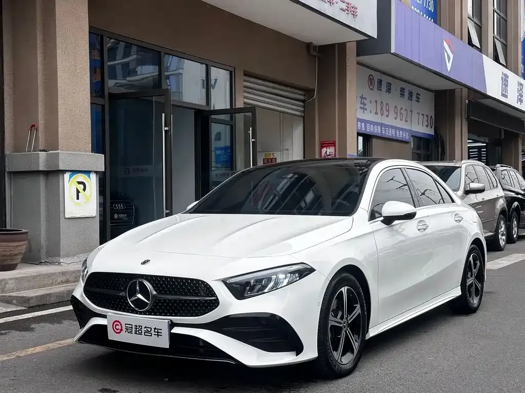 Mercedes-Benz A-Class — фото 10