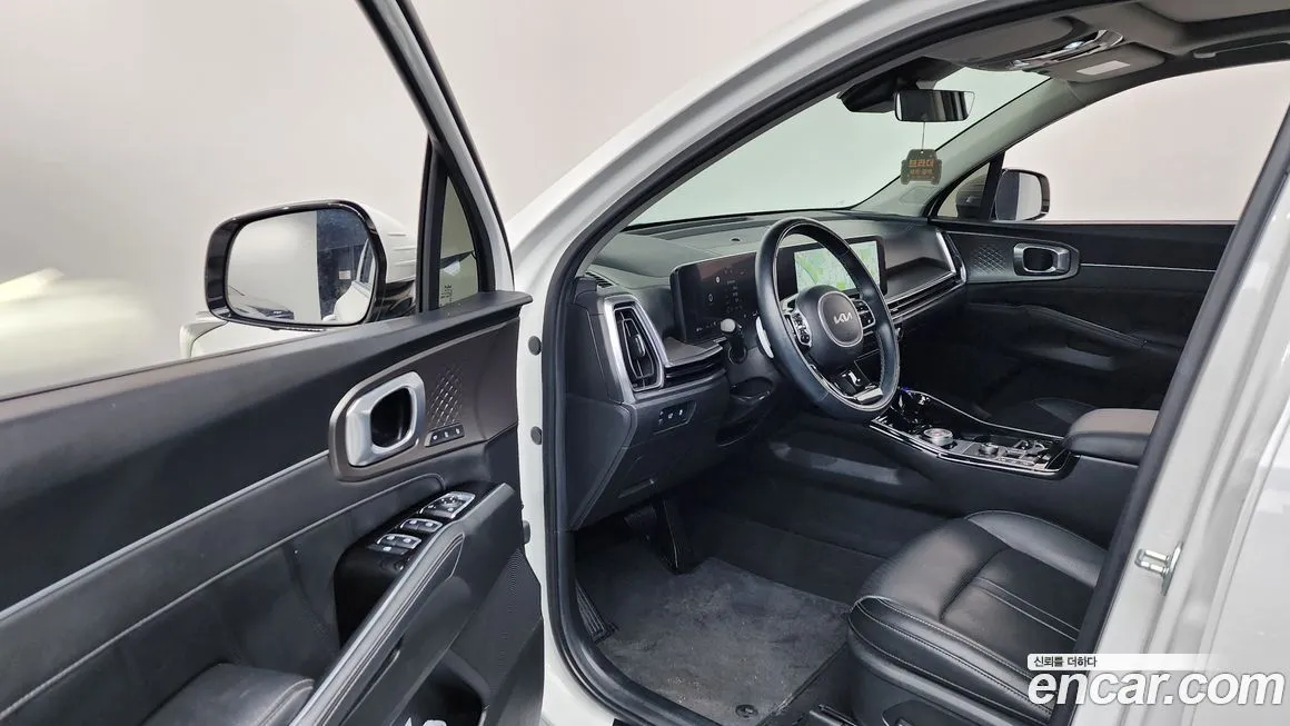 Kia Sorento — фото 7