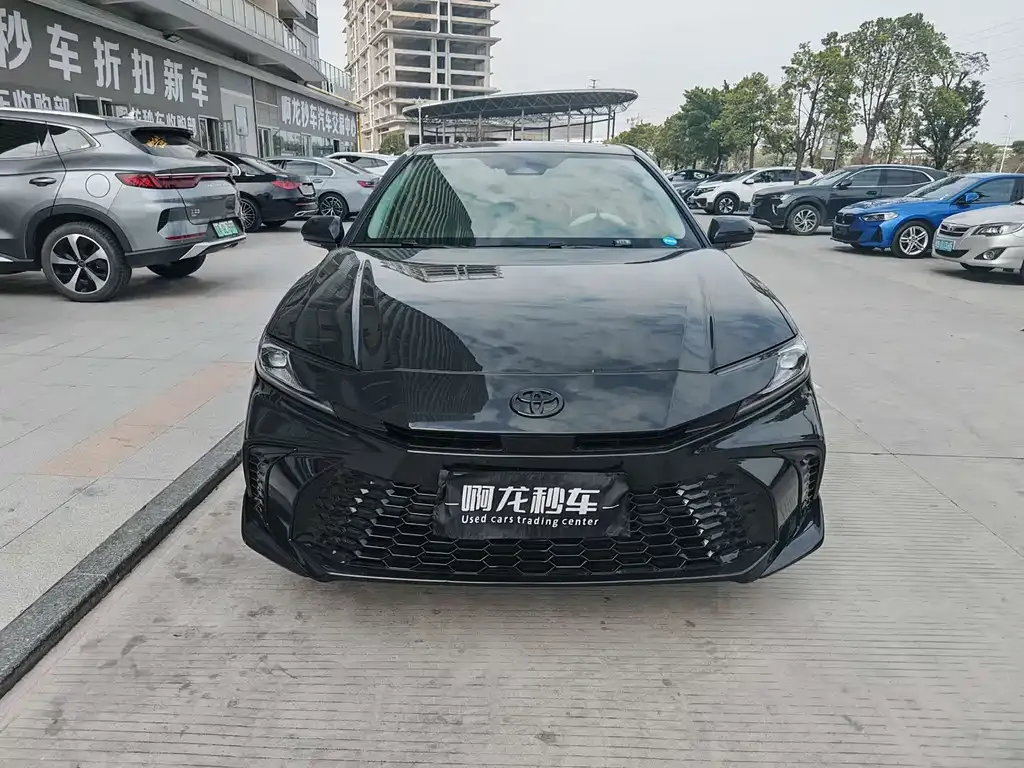 Toyota Camry 2025 из CN, фото 9