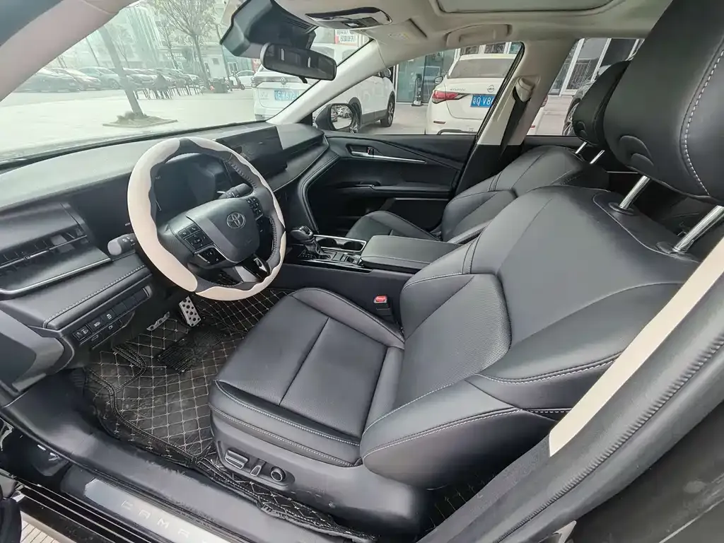 Toyota Camry 2025 из CN, фото 3