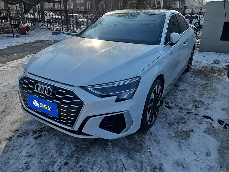 Audi A3 2022 из CN, фото 1