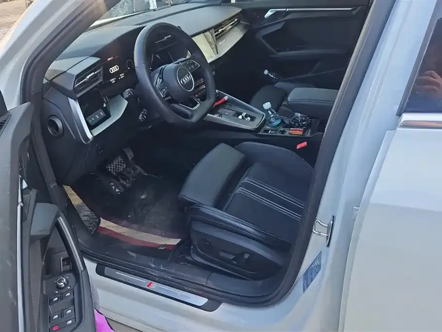 Audi A3 2022 из CN, фото 2