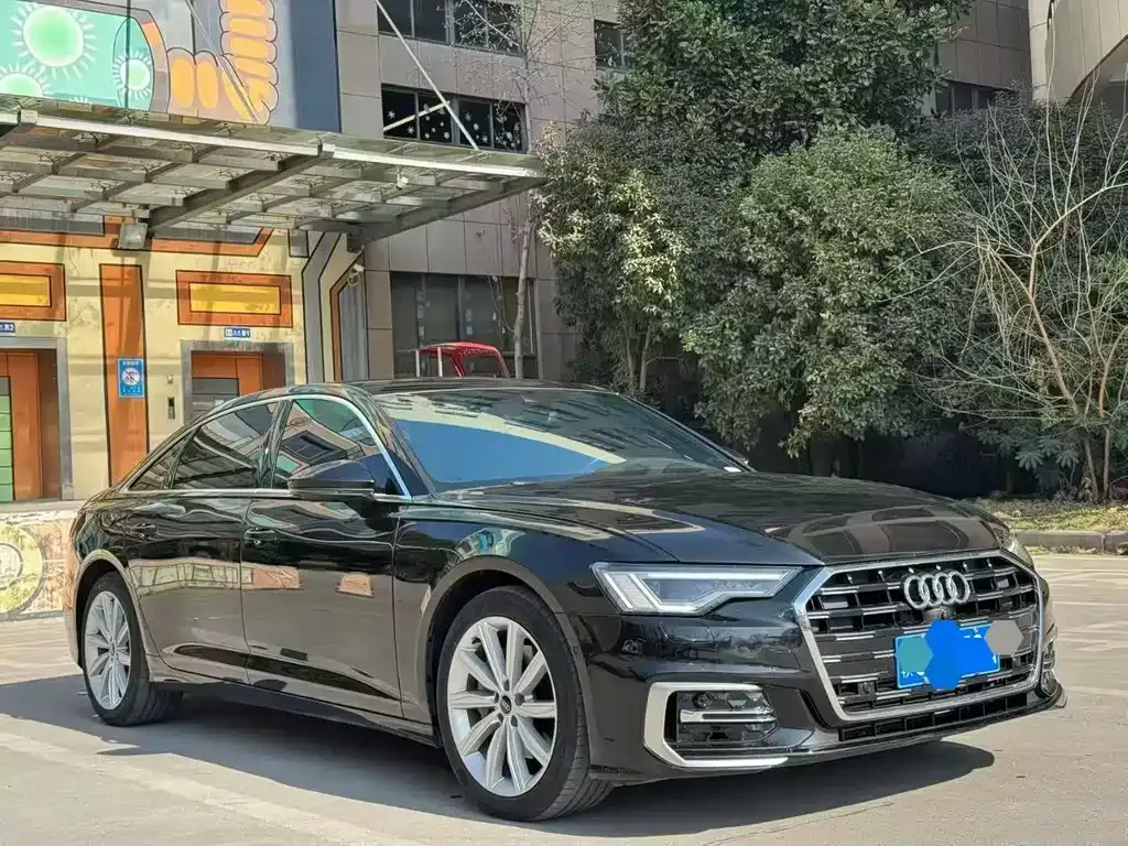 Audi A6L — фото 9