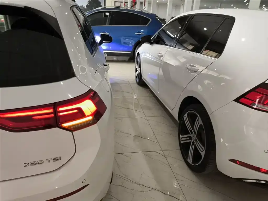 Volkswagen Golf 2021 из CN, фото 7