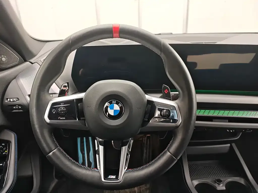 BMW M235L 2025 из CN, фото 4