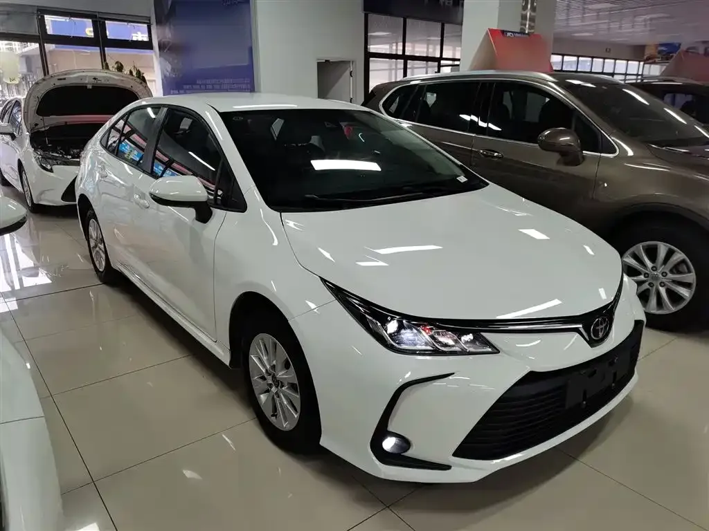 Toyota Corolla 2024 из CN, фото 7
