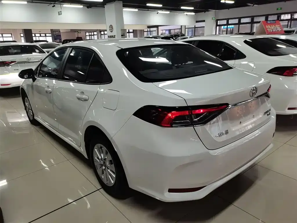 Toyota Corolla 2024 из CN, фото 10