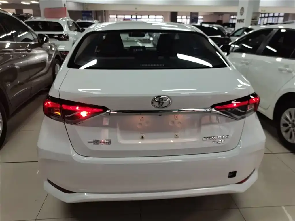Toyota Corolla 2024 из CN, фото 3