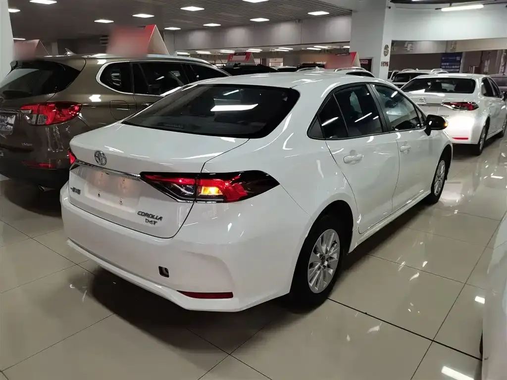 Toyota Corolla 2024 из CN, фото 4