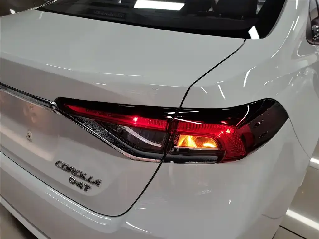 Toyota Corolla 2024 из CN, фото 2