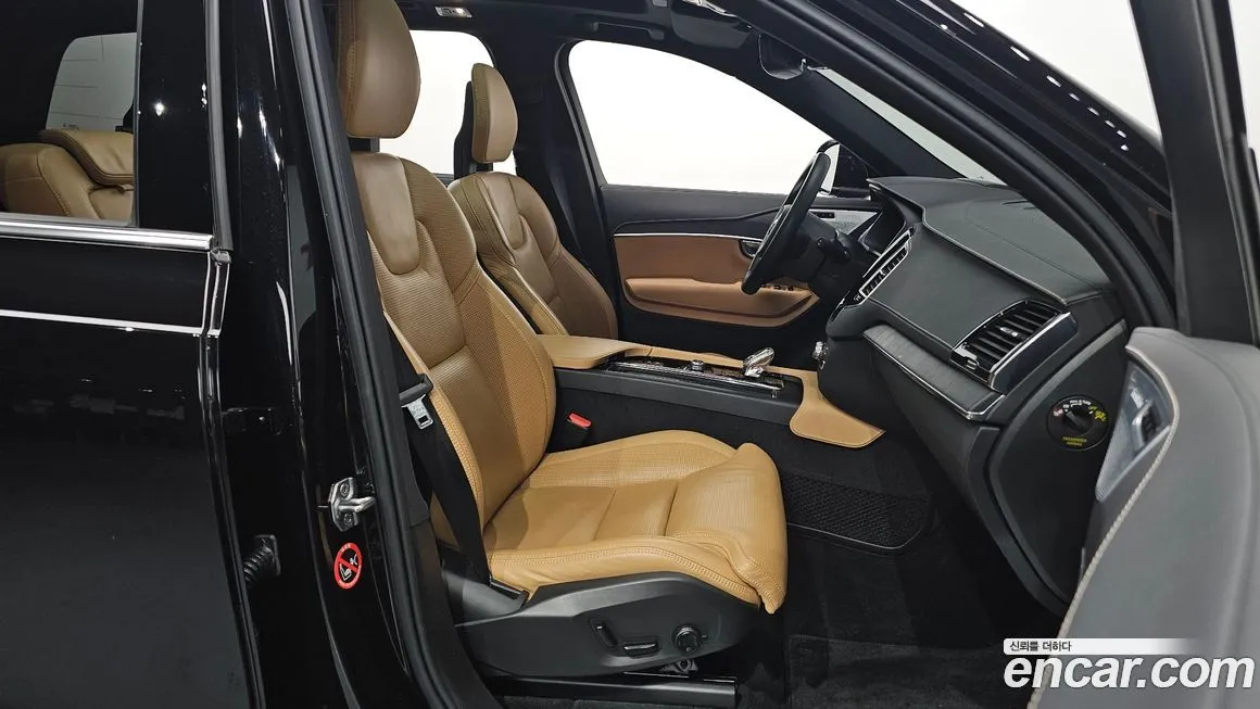 Volvo XC90 2021 из KR, фото 8