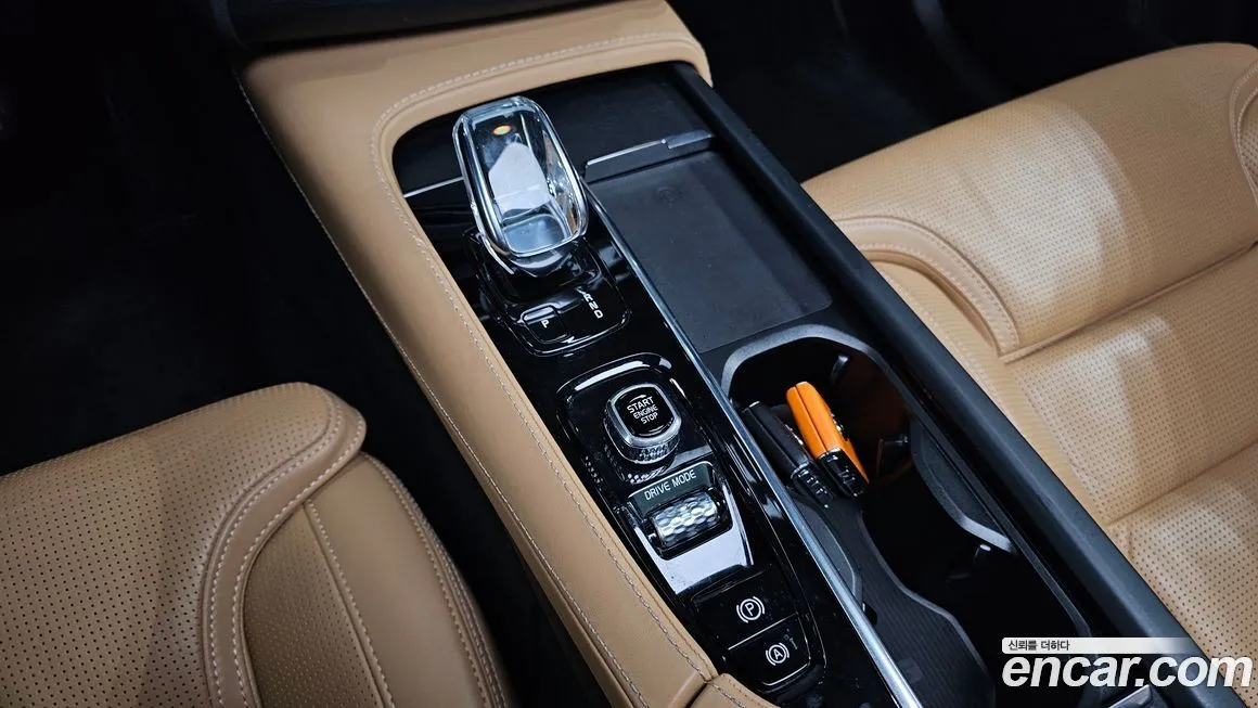 Volvo XC90 2021 из KR, фото 10