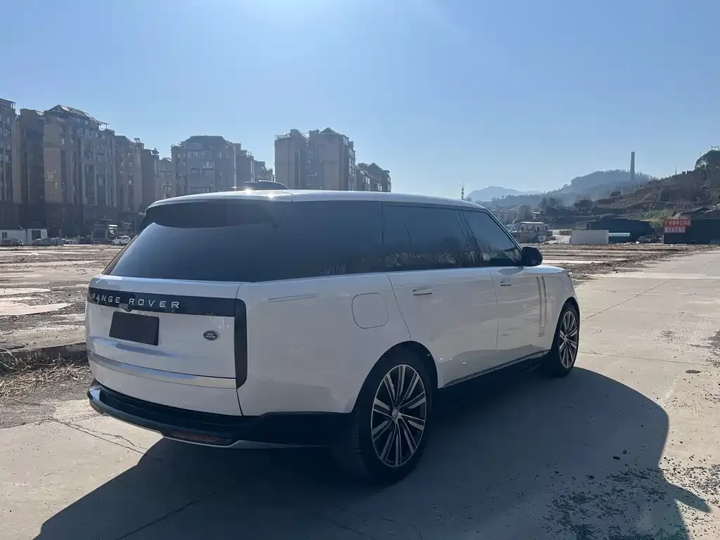Land Rover Range Rover 2025 из CN, фото 2