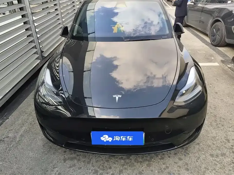Tesla Model Y 2023 из CN, фото 8