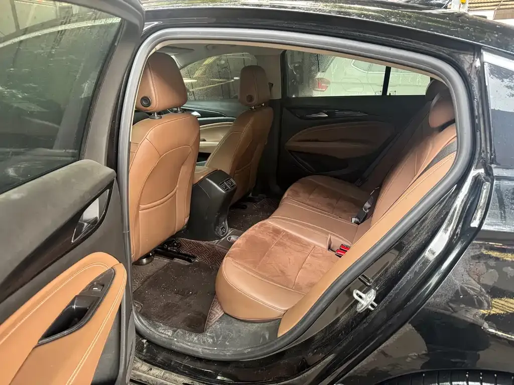Buick Regal 2022 из CN, фото 2