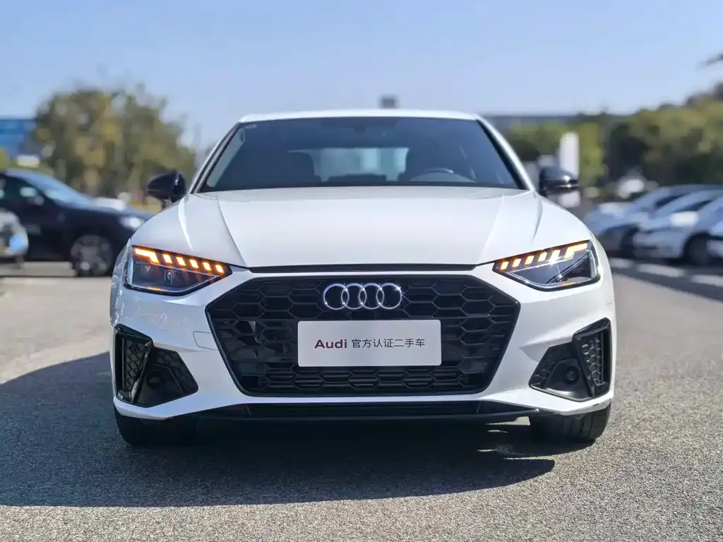 Audi A4L 2024 из CN, фото 8