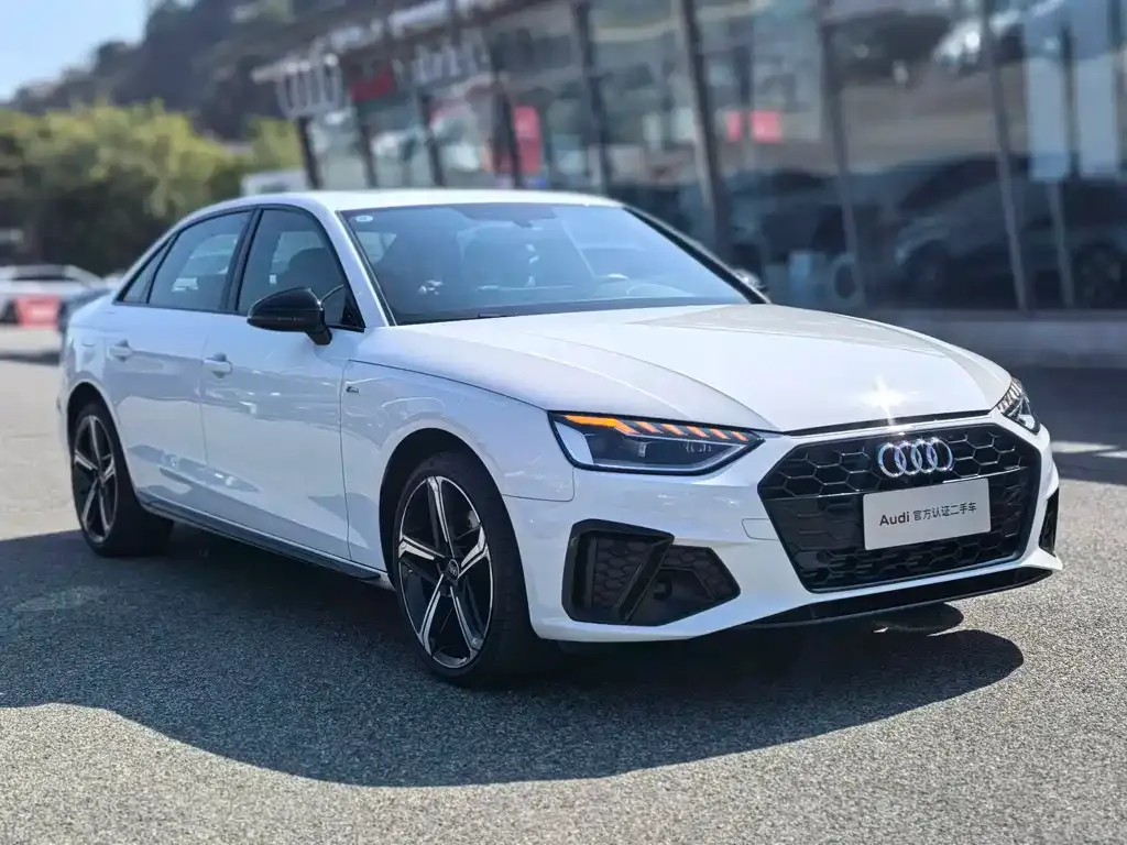 Audi A4L 2024 из CN, фото 6