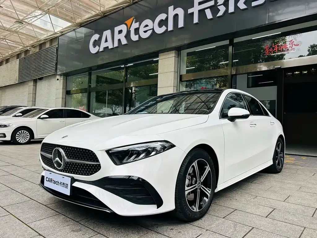 Mercedes-Benz A-Class — фото 1