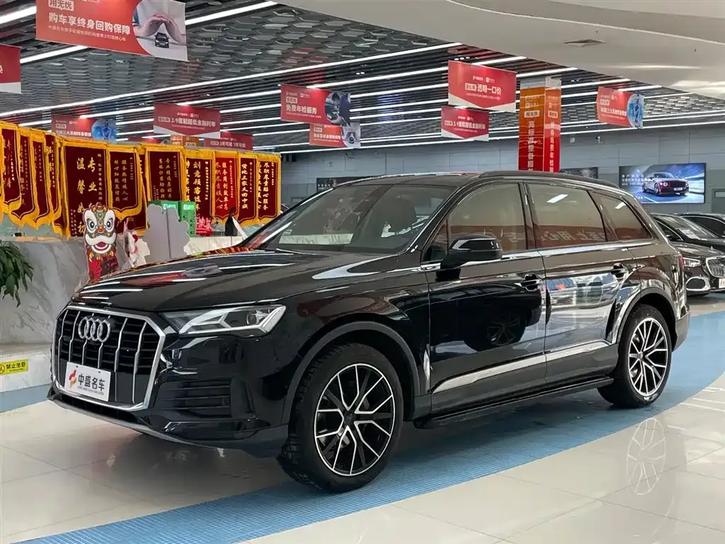 Audi Q7 2022 из CN, фото 1