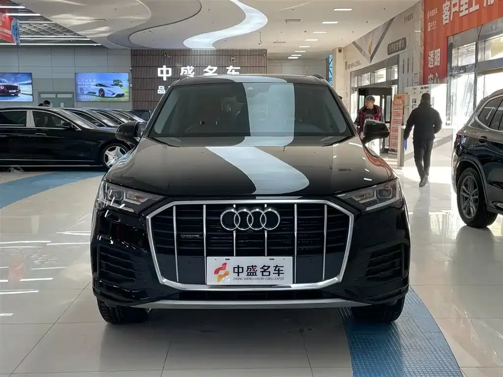 Audi Q7 2022 из CN, фото 7