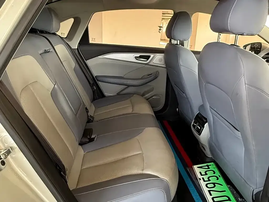 Roewe Feifan ER6 2022 из CN, фото 8
