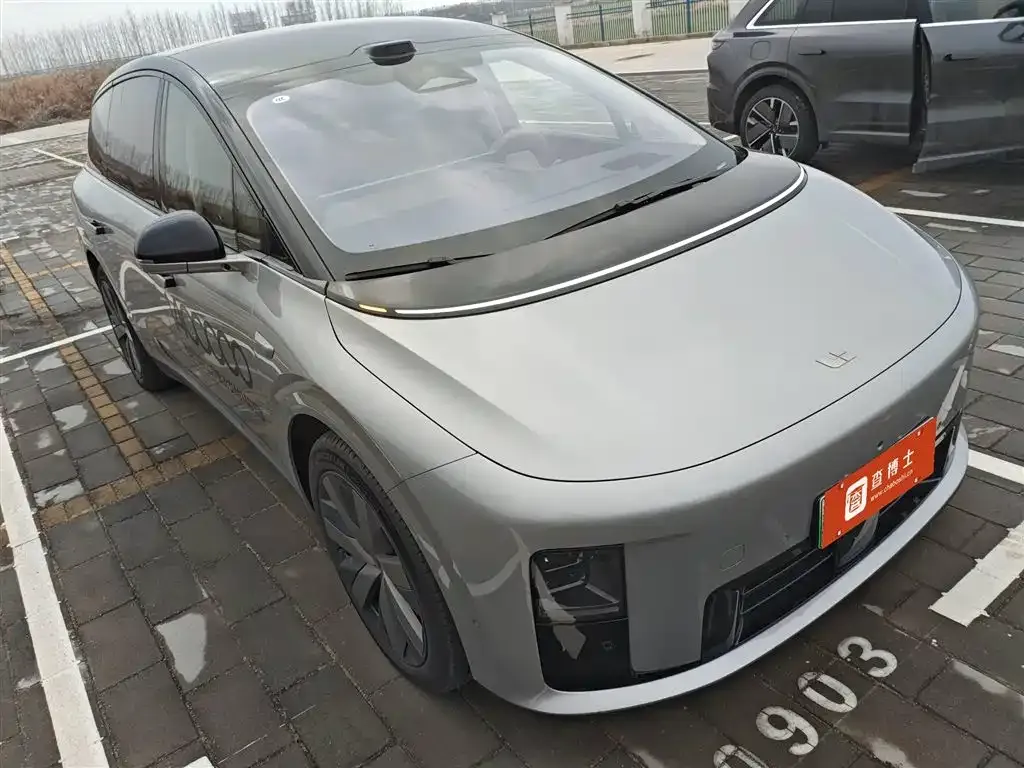 Li Auto i8 2025 из CN, фото 3