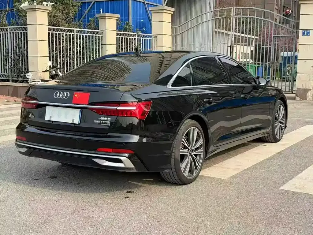 Audi A6L 2024 из CN, фото 4