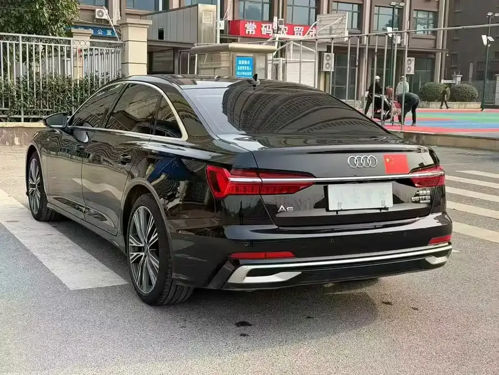Audi A6L 2024 из CN, фото 9