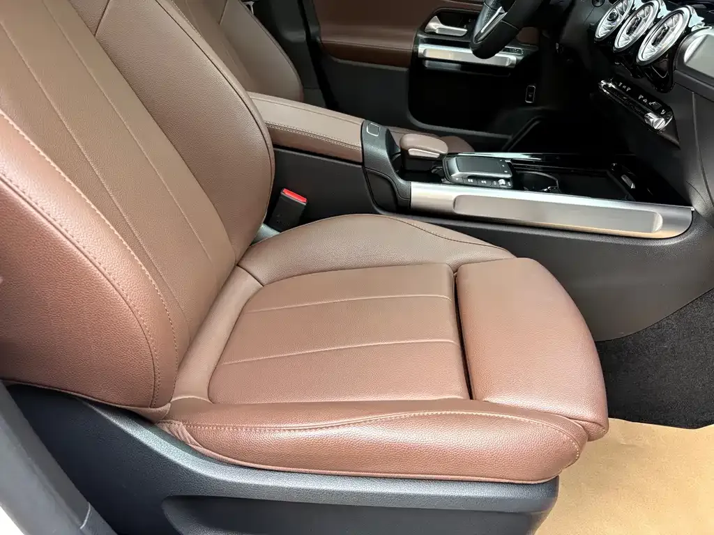 Mercedes-Benz GLB 2023 из CN, фото 4