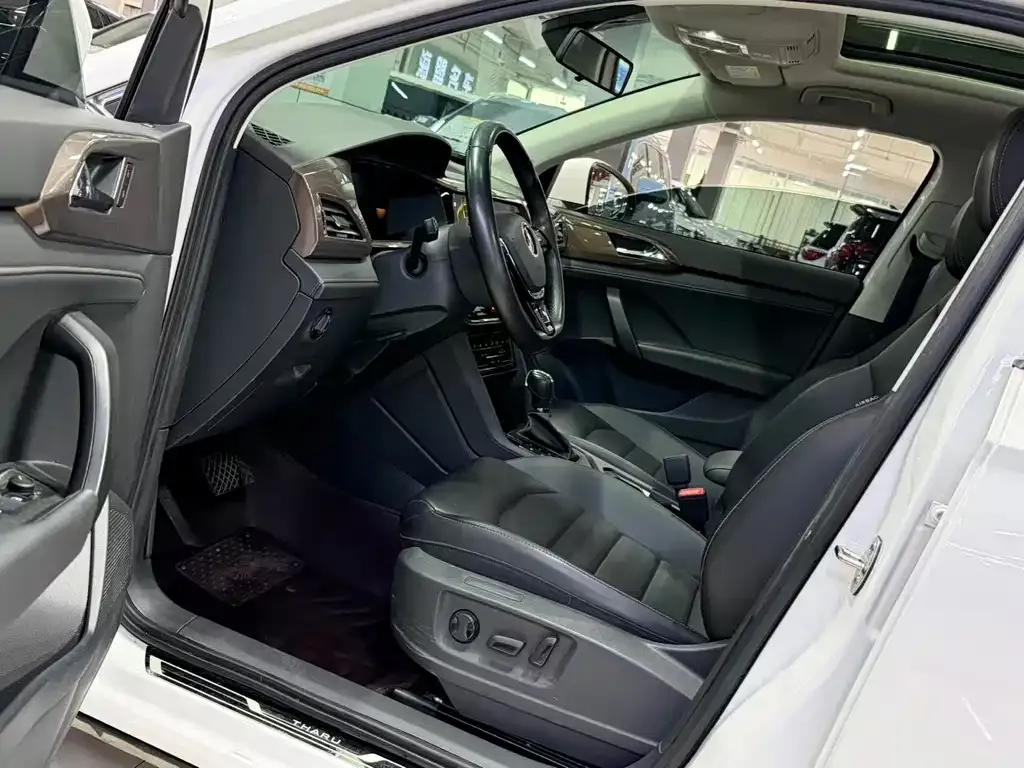 Volkswagen Tharu 2022 из CN, фото 5