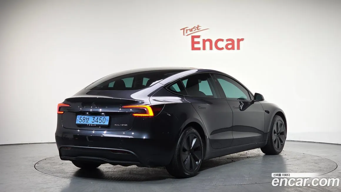 Tesla Model 3 — фото 2