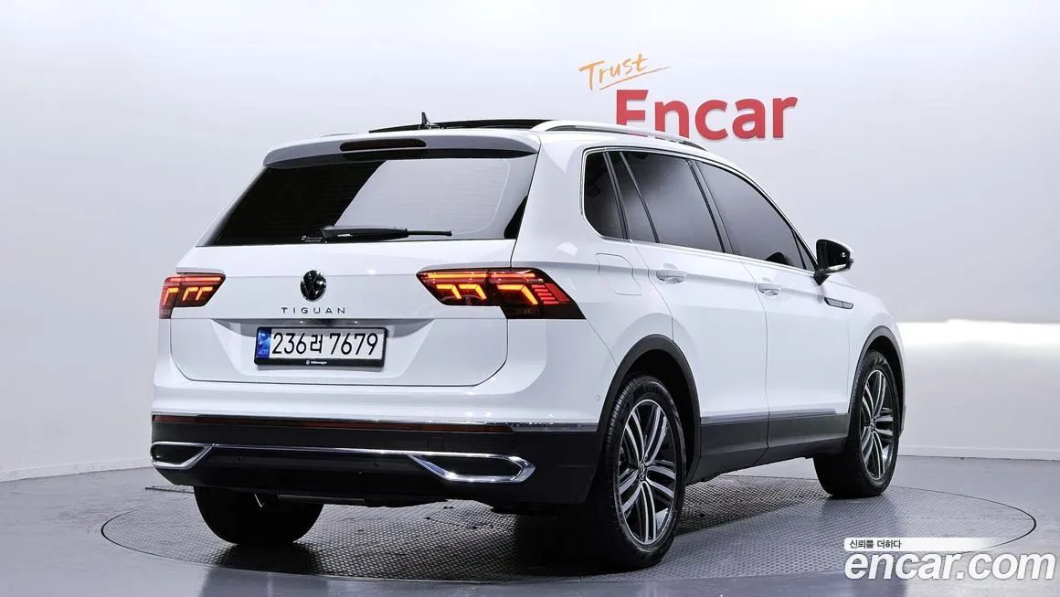 Volkswagen Tiguan — фото 4