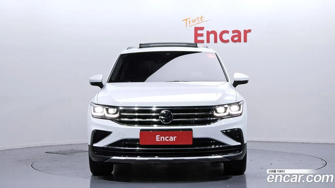Volkswagen Tiguan — фото 3