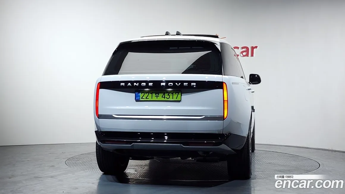 Land Rover Range Rover 2025 из KR, фото 2