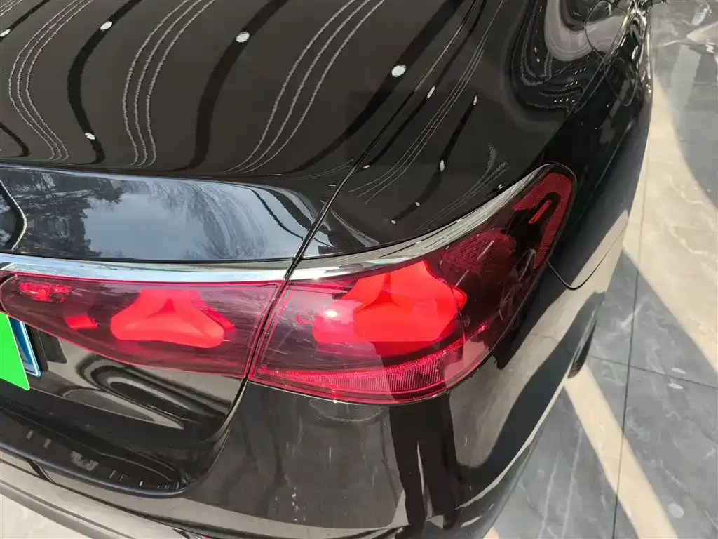 Mercedes-Benz E-Class 2024 из CN, фото 4