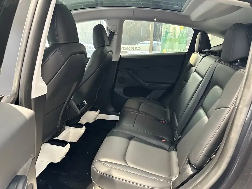 Tesla Model Y 2024 из CN, фото 9