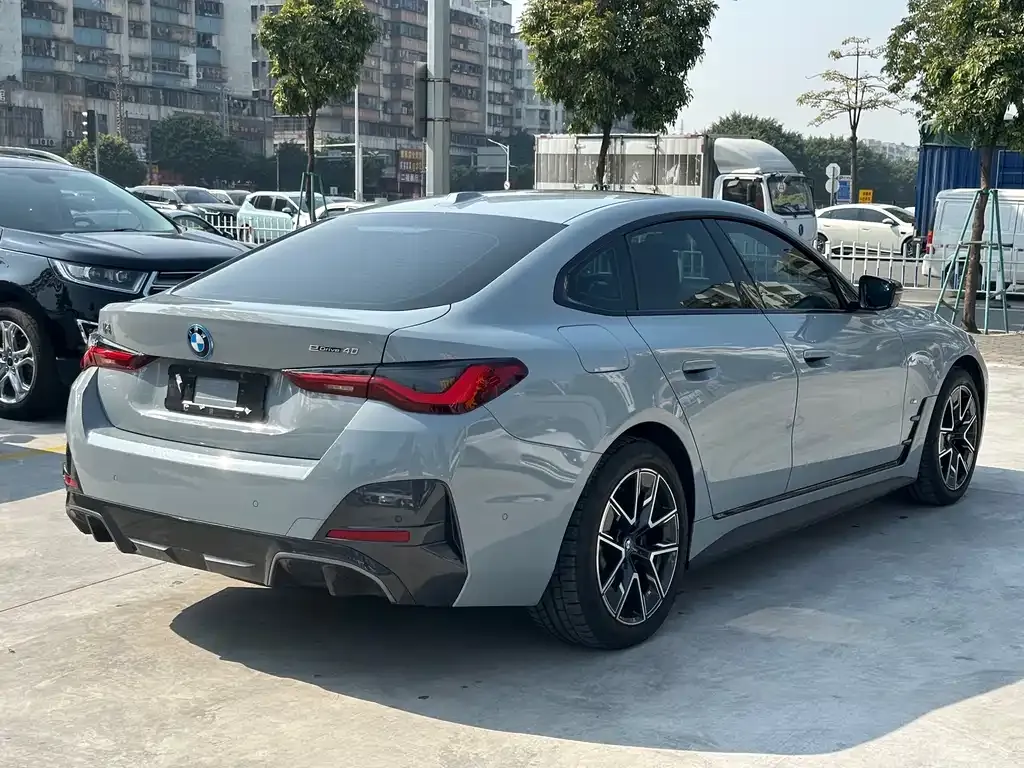 BMW i4 2022 из CN, фото 6