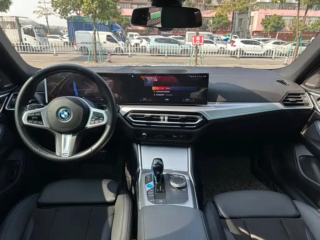 BMW i4 2022 из CN, фото 8