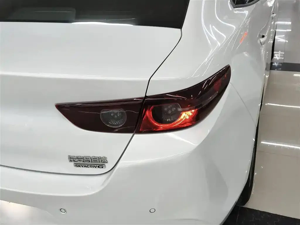 Mazda 3 Axela 2021 из CN, фото 4