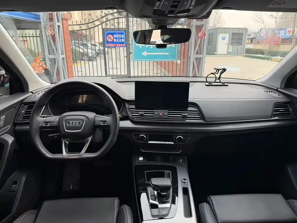 Audi Q5L 2024 из CN, фото 3