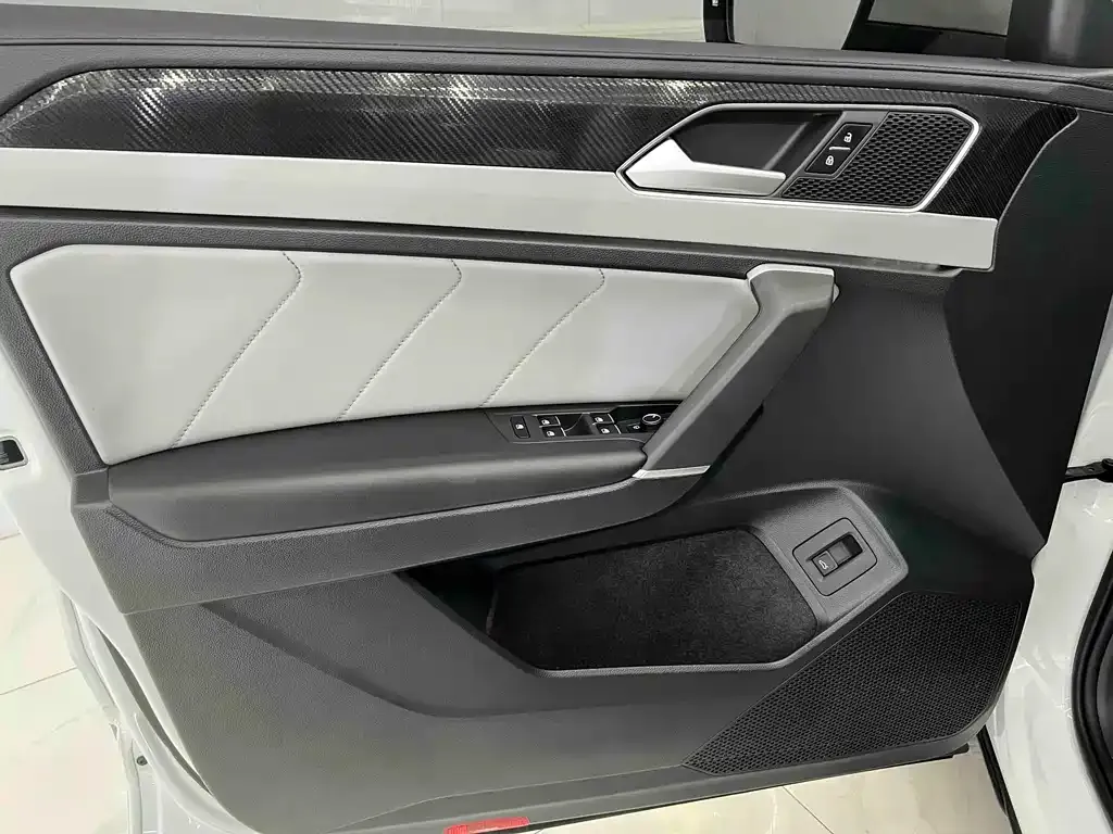 Volkswagen Tayron 2022 из CN, фото 3