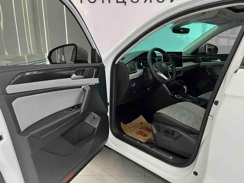 Volkswagen Tayron 2022 из CN, фото 4
