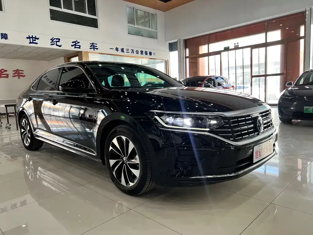 Volkswagen Passat 2023 из CN, фото 2
